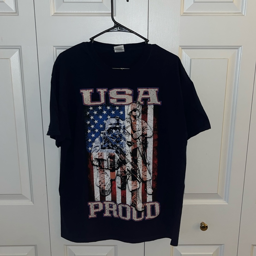 USA Proud Graphic T-shirt.
